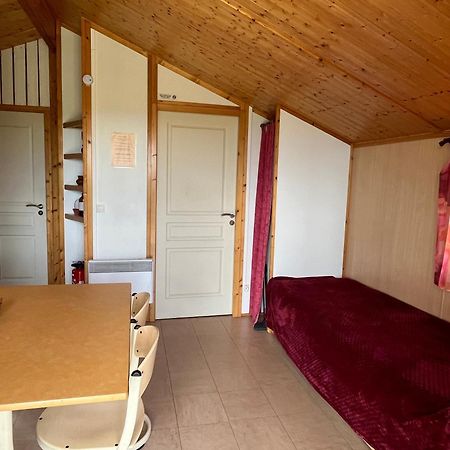 Les Chalets Du Piou Bussieres (Loire) Exterior foto