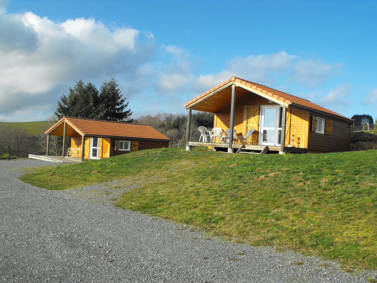 Les Chalets Du Piou Bussieres (Loire) Exterior foto