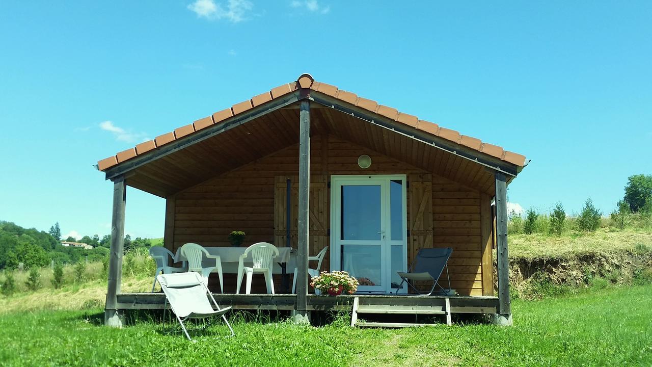 Les Chalets Du Piou Bussieres (Loire) Exterior foto